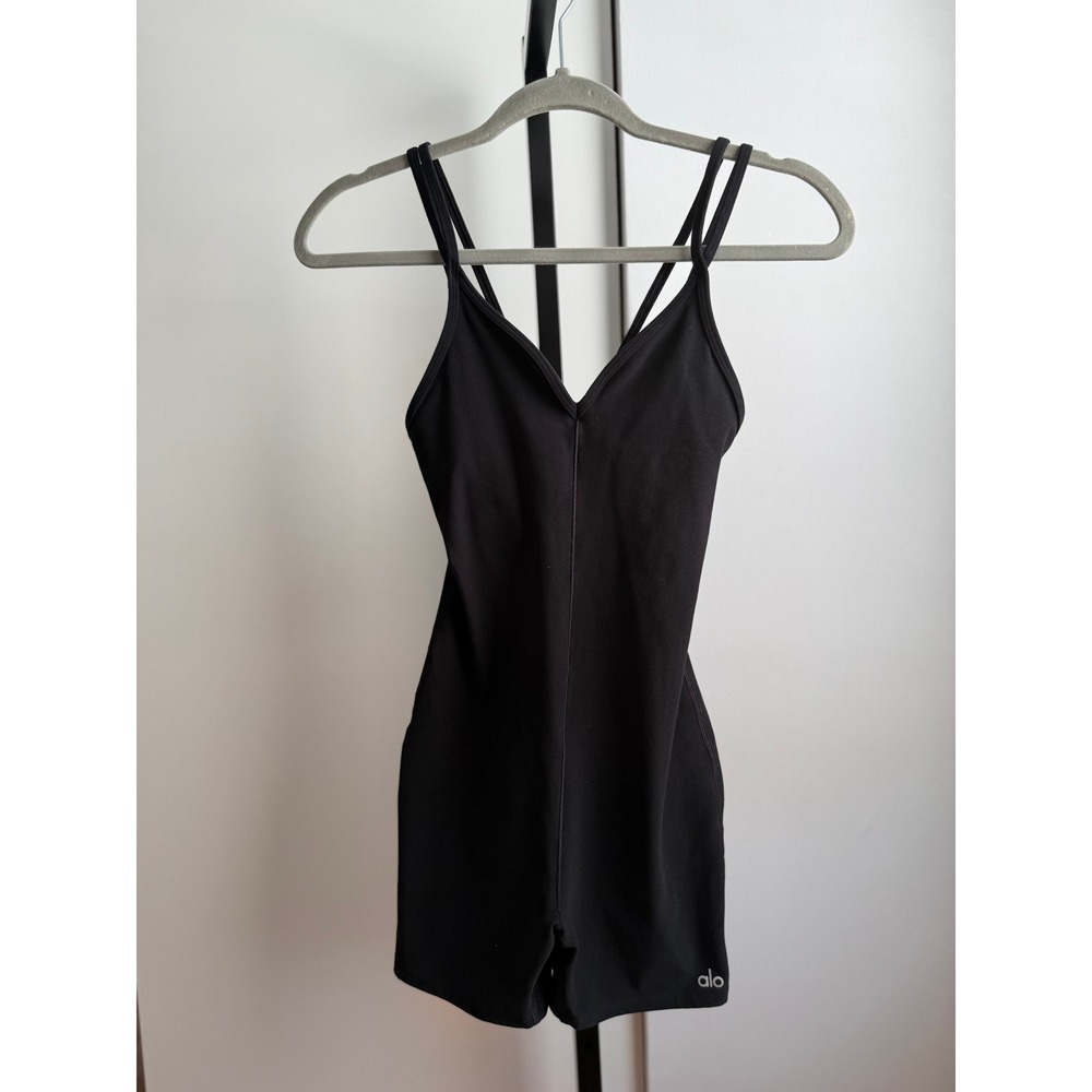 Alo Yoga Alosoft Suns Out One Piece Bodysuit – Size XXS – Black